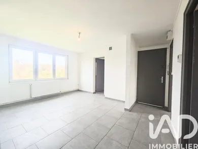 Apartment in Ferrière-la-Grande (59680)