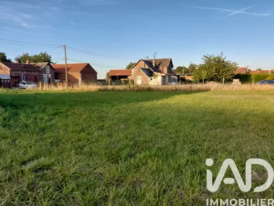 Terrain à bâtir à Matigny (80400)