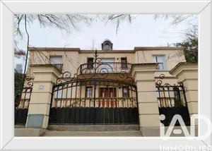 Mansion in Saint-Maur-des-Fossés (94100)