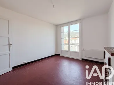 Apartment in Toulon (83200)
