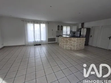 House in Romilly-sur-Seine (10100)