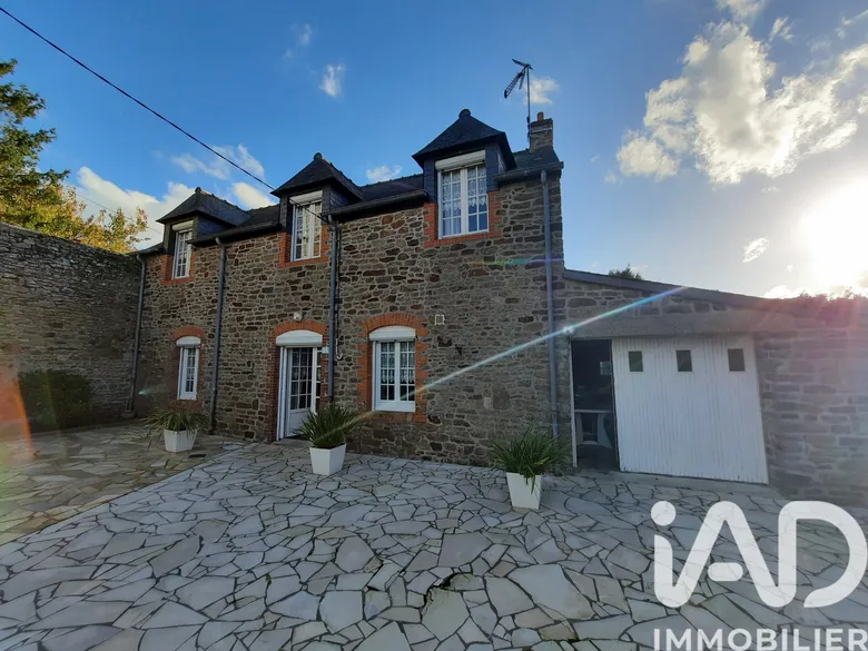 Maison 5 pièces 85 m² · à Lanvallay · 85 m² · 215 560 €