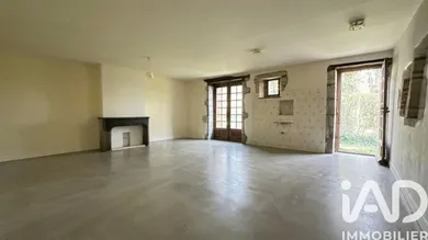 Appartement à École-Valentin (25480)
