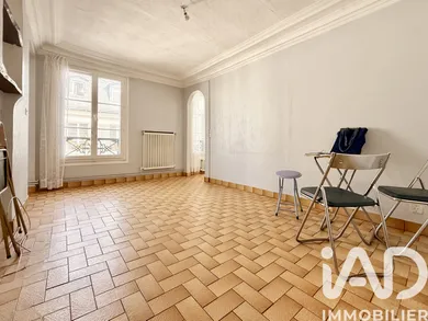 Apartment in Paris (75003)