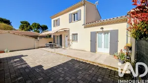 House in Saint-Didier (84210)