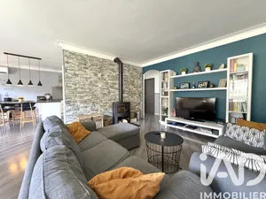 Appartement à Tourrettes-sur-Loup (06140)