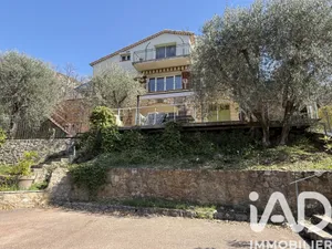 Appartement à Tourrettes-sur-Loup (06140)