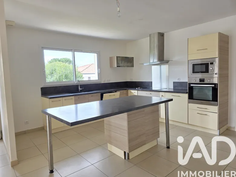Maison 4 pièces 115 m² · à Ginestas · 115 m² · 275 000 €