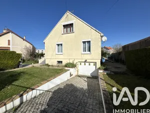House in Varennes-sur-Seine (77130)
