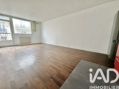 Apartment in Paris (75005)