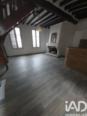 Apartment in Sens (89100)