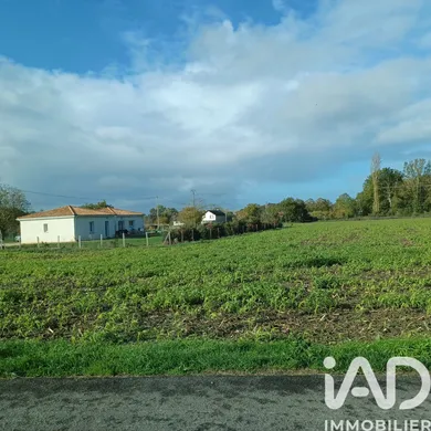Terrain à Chouppes (86110)