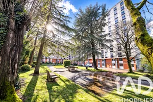 Apartment in Grenoble (38000)