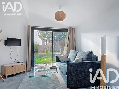 Apartment in Saint-Raphaël (83700)