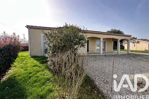 Maison traditionnelle à Bias (47300)