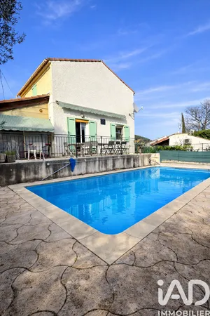 Traditional house in Les Arcs (83460)