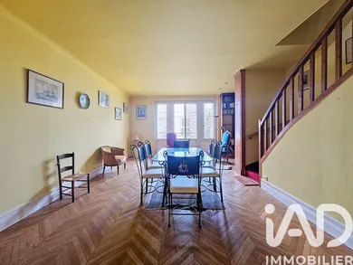Traditional house in Gien (45500)