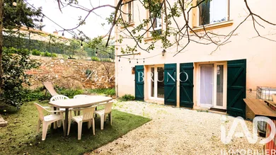 Maison à Toulon (83000)