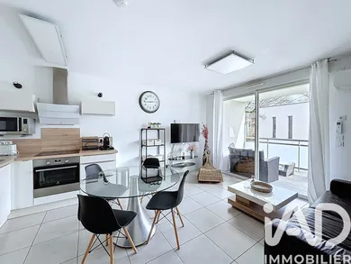 Appartement à Meylan (38240)