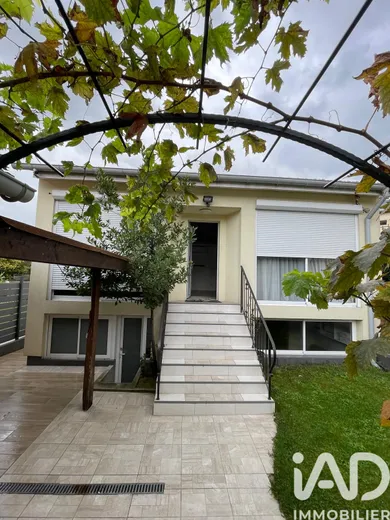 Maison à Le Blanc-Mesnil (93150)