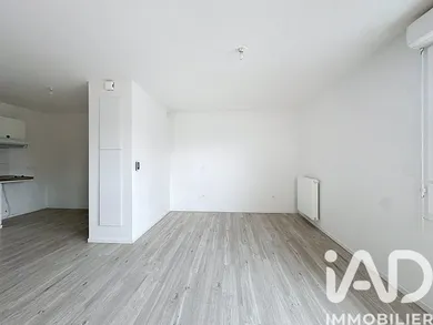 Apartment in La Rochelle (17000)