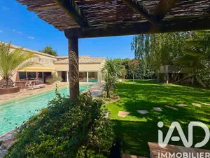 Maison traditionnelle à La Rochelle (17000)