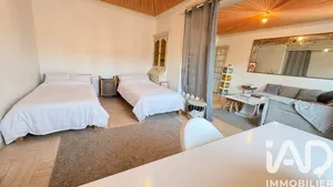 Apartment in Saint-Étienne (42100)
