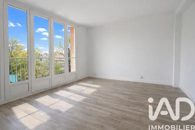 Apartment in Châteauroux (36000)