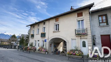 Village house in Saint-Pierre-d'Albigny (73250)