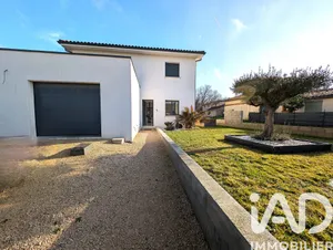 Maison à Larra (31330)