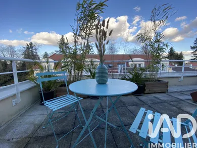 Apartment in Mennecy (91540)