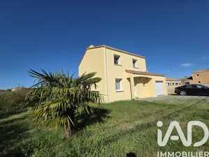 Maison traditionnelle à Divatte-sur-Loire (44450)