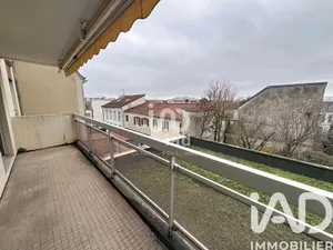 Apartment in Le Raincy (93340)