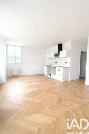 Apartment in Montrottier (69770)