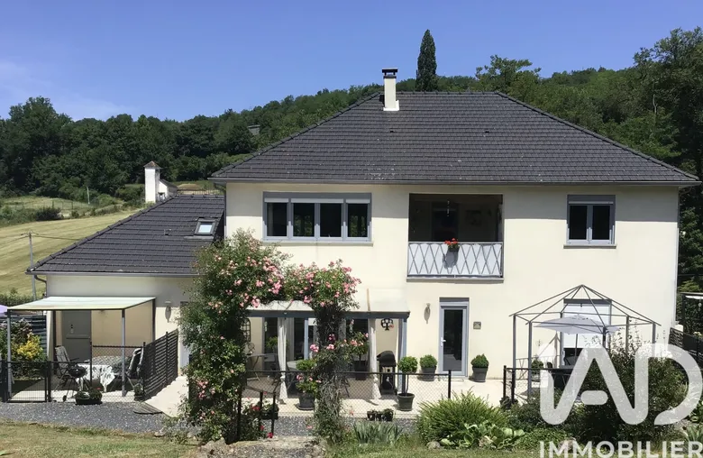 Maison 9 pièces 208 m² · à Les Coteaux Périgourdins · 207,6 m² · 414 500 €