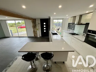 House in Saint-Christoly-de-Blaye (33920)