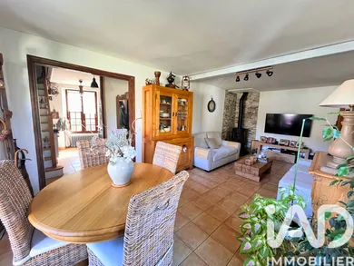 Traditional house in Savigny-le-Temple (77176)