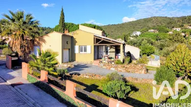 Maison traditionnelle à Bormes-les-Mimosas (83230)