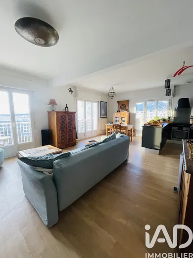 Appartement à Toulon (83000)