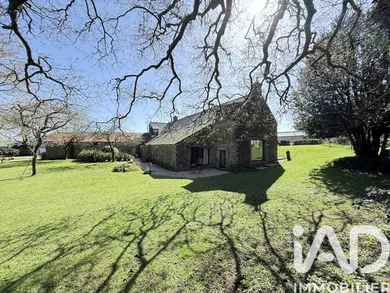 Longere in Theix Noyalo  (56450)