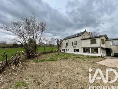 Maison de campagne à Saint saturnin de lenne (12560)