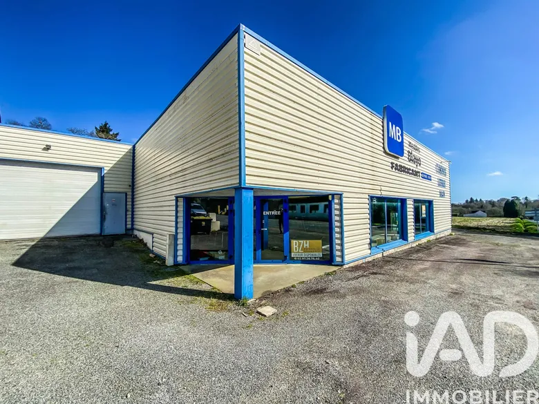 Immeuble 679 m² · à Languidic · 679 m² · 299 000 €