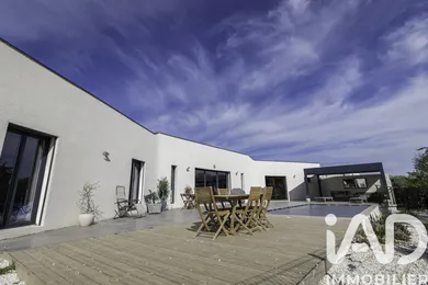 Architectural house in Saint-Marcel-sur-Aude (11120)