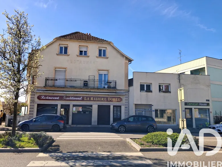 Immeuble 100 m² · à Mulhouse · 100 m² · 142 000 €