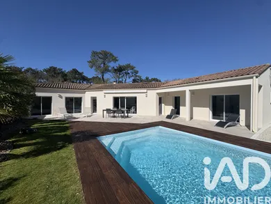 Traditional house in Breuillet (17920)