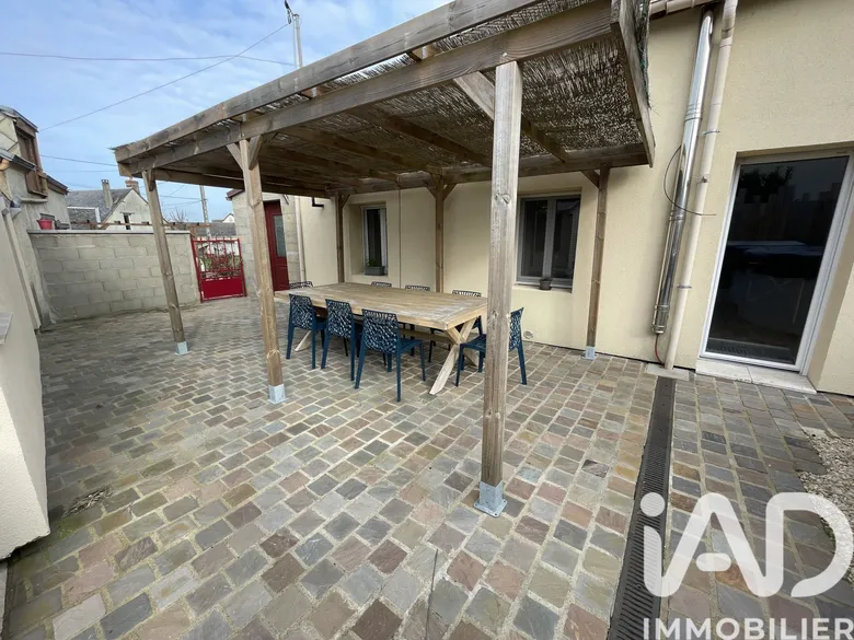 Maison 7 pièces 120 m² · à Saint-Maur-sur-le-Loir · 120 m² · 230 000 €