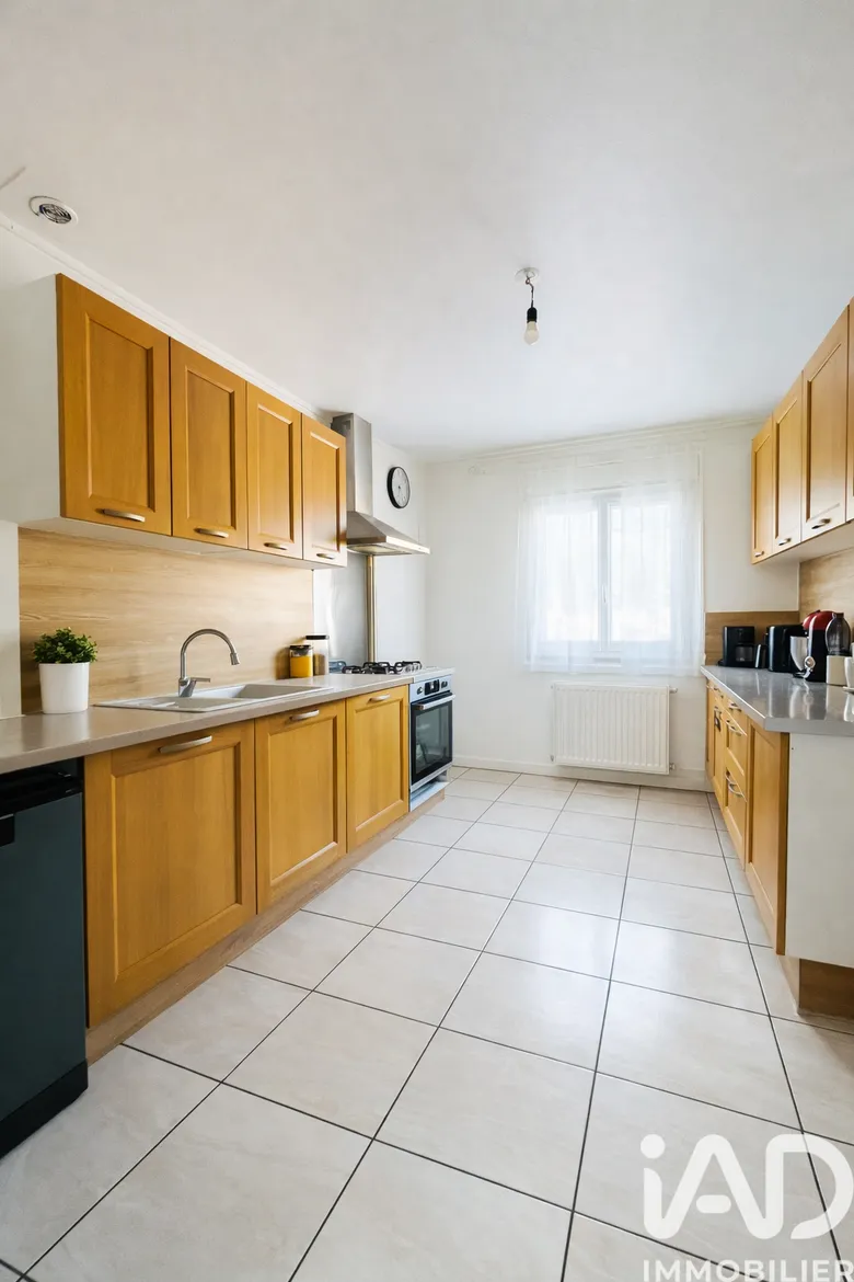 Maison 5 pièces 89 m² · à Fleury-les-Aubrais · 89 m² · 235 000 €