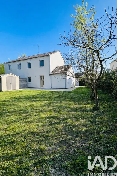 Maison à Fleury-les-Aubrais (45400)