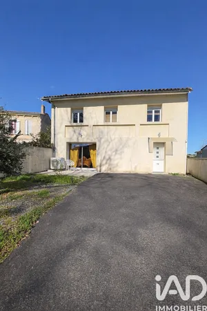 House in Les Billaux (33500)