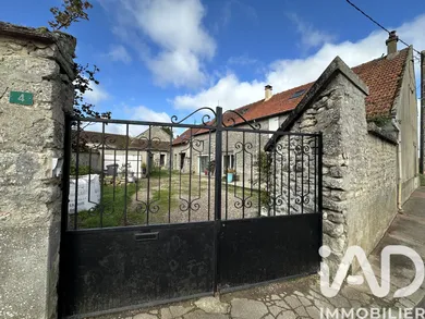 House in Bois-Herpin (91150)